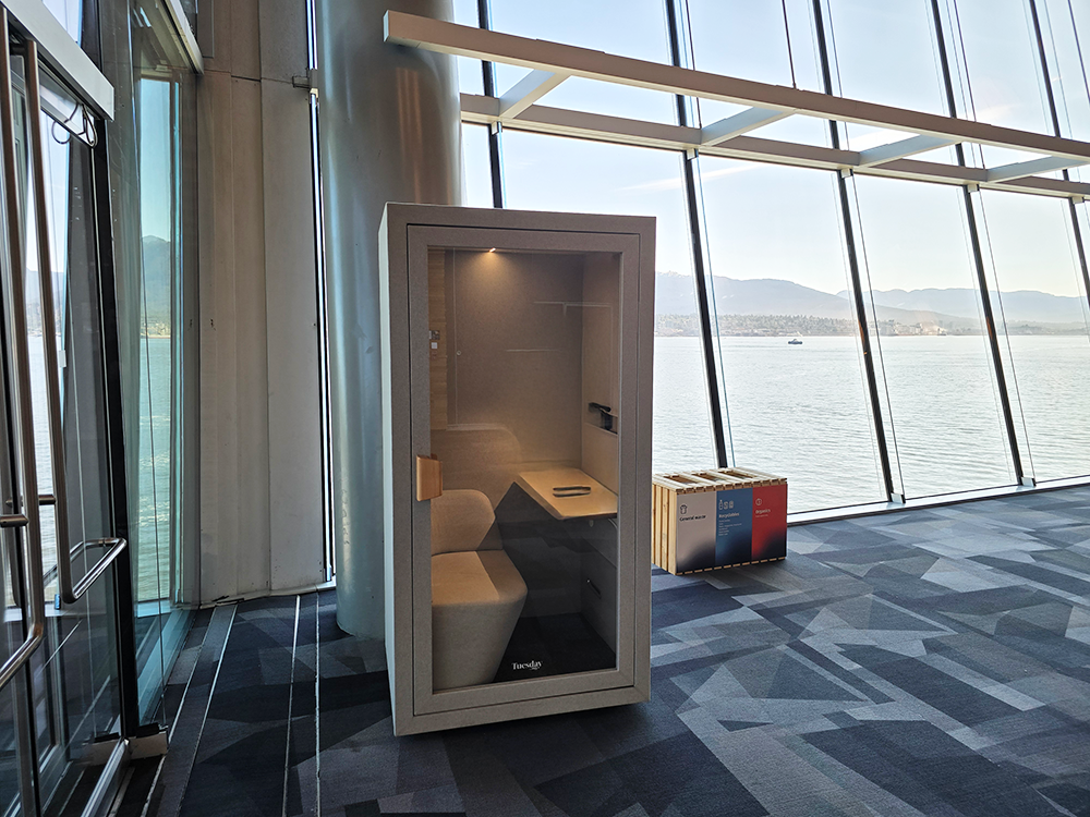 Featured Image from Why Soundproof Office Booths Are a Must-Have at Events and Trade Shows