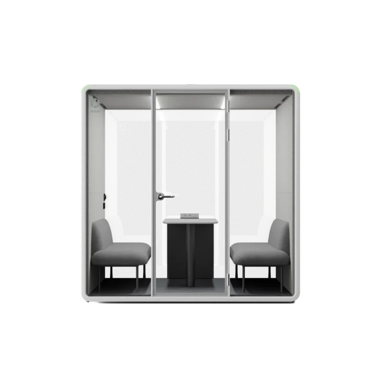 Bureau Quad+ booth, front view